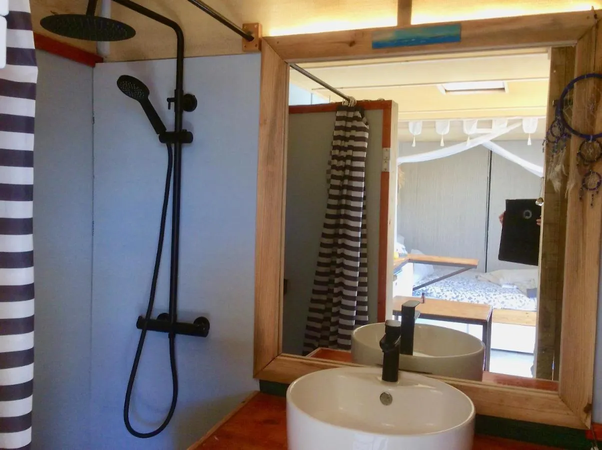 Micro House Apartment La Oliva